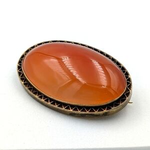 Antique Victorian era carnelian stone oval brooch pin